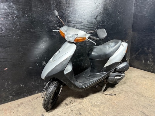 ★支払総額3.3万円★激安バイク続々入荷中！ なんでも買い取ります！ スズキ レッツ2 シルバー CA1PA 人気のレッツ2！2ストのためオイル注ぎ足すだけ！ カスタムベースに♪