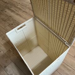 ［カインズ］ランドリーボックス【取説あり・キャスター付属・現行品】の画像