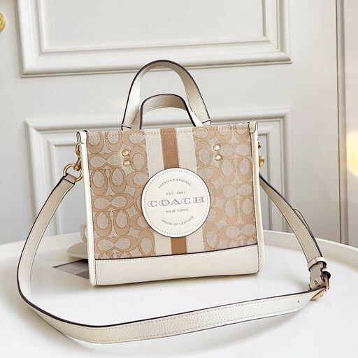 [コーチ] 縦版 レッドブラウン トートバッグ field tote 22 dempsey ショッピングバッグ 帆布 手提げメッセンジャーバッグ