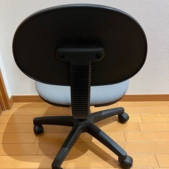 オフィスチェア/椅子の画像