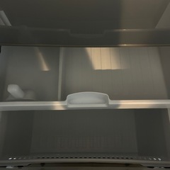 受け渡し決まりした‼️無料‼️TOSHIBA  冷蔵庫　ファミリー用　340Ｌの画像