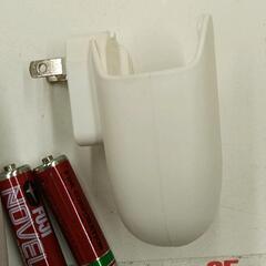 0905-175 芳香剤ディスペンサー 壁掛け式＆消臭プラグセットの画像