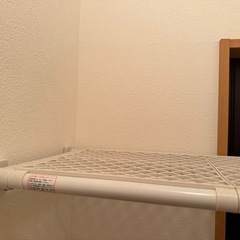 壁　突っ張り棚の画像