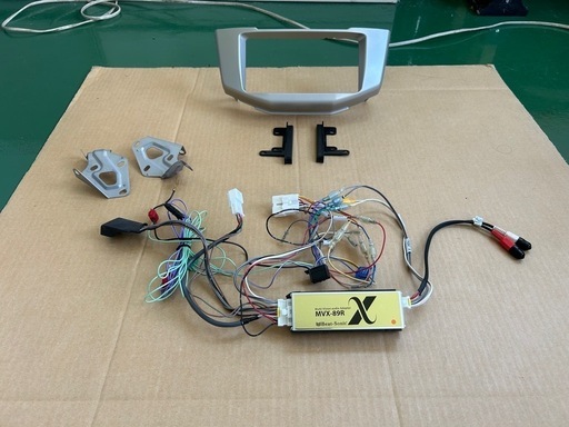 30ハリアー　ビートソニックMVX-89R オーディオアダプター