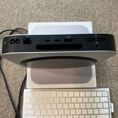 Mac mini ＋キーボード＋マウスの画像