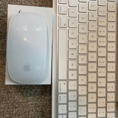 Mac mini ＋キーボード＋マウスの画像