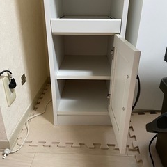 引き出し付き収納ボックスの画像