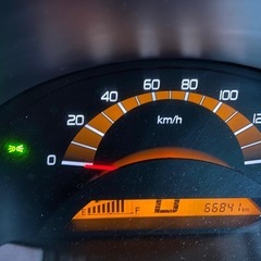 スズキ　ワゴンR  車検R8年9月まで　66800キロ　低走行　禁煙車の画像