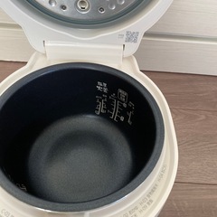 アイリスオーヤマ炊飯器の画像