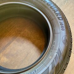 【スタッドレス】YOKOHAMAタイヤ iceGUARD iG60 215/65R16 98Q M+S 中古タイヤ4本セットの画像