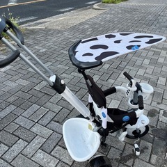 子供用三輪車の画像