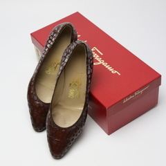 サルヴァトーレフェラガモ  パンプス ブラウン  Salvatore Ferragamo クロコ型押し  Salvatore Ferragamo パンプスの画像