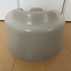Bumbo ベビーチェアの画像