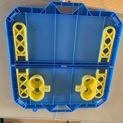 キャンプ用テーブルの画像