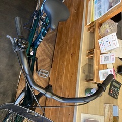 【前輪タイヤ・ダイナモライト新品！】シングルギア　26インチ自転車　モスグリーンの画像