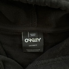 🙇‍♀️ご購入者様決定🙇‍♀️OAKLEY🩶パーカー（2XL）の画像