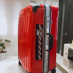 （決まりました）キャリーケース　大きいサイズ　レインカバー付きの画像