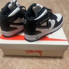 Stussy × Nike Air Force 1 Mid "Black and Light Boneの画像