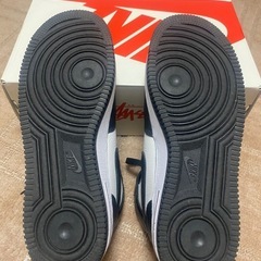 Stussy × Nike Air Force 1 Mid "Black and Light Boneの画像