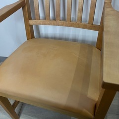 北の住まい設計社 ミッションチェア 肘置き付き 修復歴あり 二脚セット 中古の画像