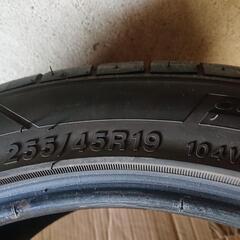 引き取り 255/45R19 2本 夏タイヤ の画像