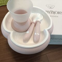【BABYBJÖRN ベビービョルン お食事セット＋スタイ2枚（オマケ）】の画像