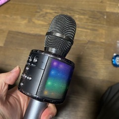 Bluetoothスピーカーとしても使えるカラオケマイクの画像