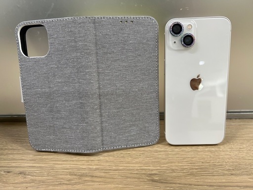 極美品　iPhone 13 128GB スターライト　SIMフリー