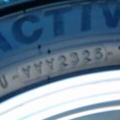 175/65/R15アルミ付き夏タイヤ【タイヤは美品】の画像