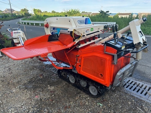 クボタハーベスター程度良好脱穀機 6馬力 ディーゼル脱穀HS-65