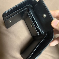 財布　黒の画像