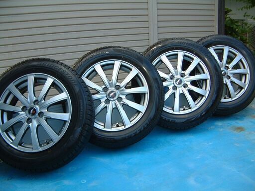 175/65/R15 スタッドレスタイヤ アルミ付き【アルミは美品】