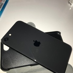 最終値下げ　iPhone se2 128g の画像