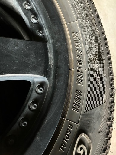 ハイエースタイヤホイルセット215/70R15YOKOHAMA
