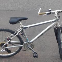 Maruishi 🚲️ 中古 マウンテンバイク 12,800 新規防犯登録料コミ 938の画像