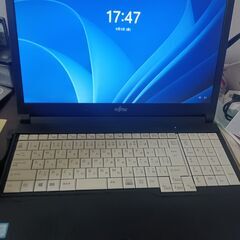 富士通 高性能7世代Corei5　高速大容量SSD240G搭載　　大容量メモリ8G　大画面15.6インチ　USB3.0 Wifi対応の画像