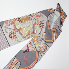 エルメス  スカーフ グレー  HERMES 騎馬 ハーネス カレ90の画像