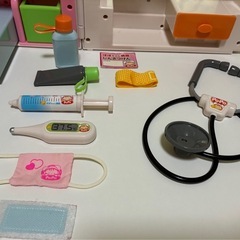 ぽぽちゃんおしゃべり病院に変身救急車の画像
