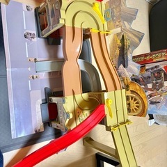 カーズトミカ　アクションコース ラジエーター・スプリングスの画像