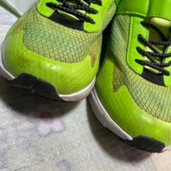 19.0子供　靴の画像