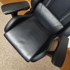 【美品】AKRacing Premium Raven レイブン AKレーシング プレミアム ゲーミングチェア オフィスチェア 座面チルト機能 高耐久PUレザーの画像