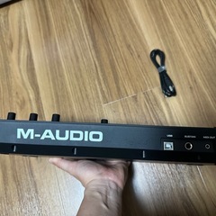 M-AUDIO OXYGEN PRO MINI MIDIキーボードコントローラー 32鍵 の画像