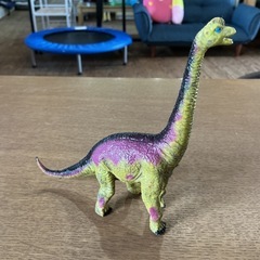 ブラキオサウルス🦕 恐竜 フィギュア おもちゃ かっこいい😎 美品 ミニフィギュア ミニモデル 生き物 黄緑 紫 黒の画像