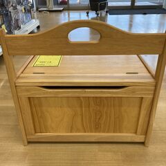 ★ジモティ割引あり★【リユースのサカイ野々市店】キッズ用収納ベンチ 木製 (幅)64×(奥行き)38×(高さ)59cm ※クリーニング済みの画像