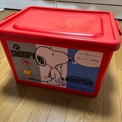 スヌーピー　プラスティックボックス　ふた付き　収納の画像