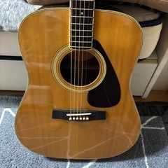 アコースティックギターの画像