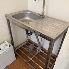 【状態良し/キッチンシンク/配達可能】の画像