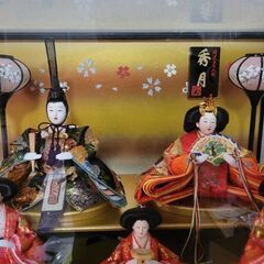 ひな祭りお雛様🎎ガラスケースの画像