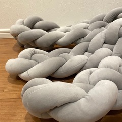 ベビーベッドガード クッションの画像