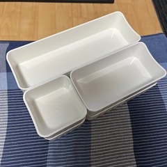 ニトリの整理トレーNブランシリーズ　カトラリーケース　整理トレー　SMLサイズ２個ずつの画像